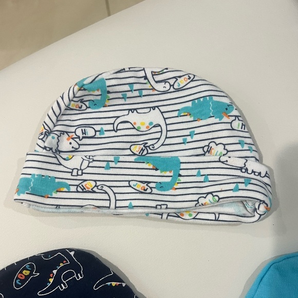 Bundle of 3 Zak & Zoey Baby boy hats/ caps size 0-3 months - Picture 4 of 6